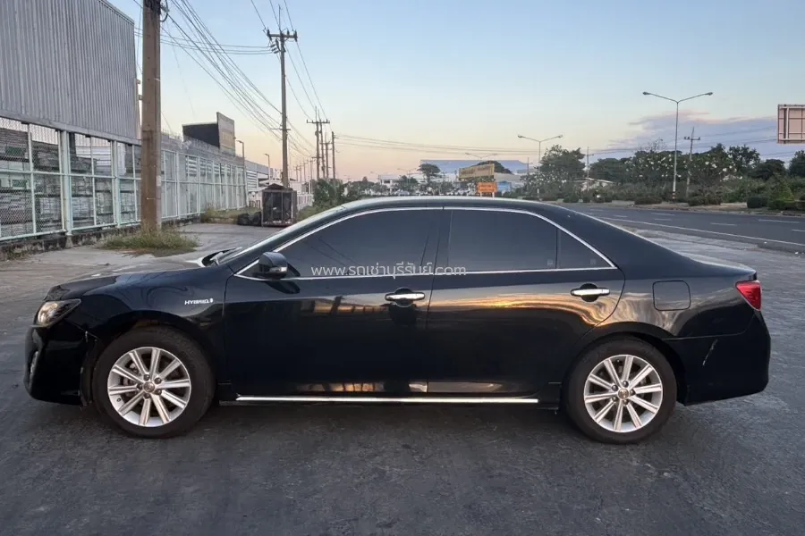 โตโยต้า แคมรี่ | รถเช่า บุรีรัมย์